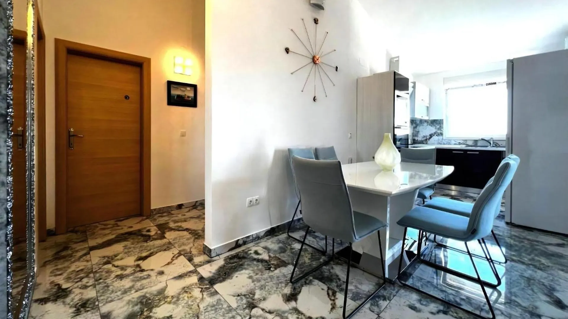 Komfortabeles Apartment Im Sueden Von Ciovo Trogir 0*,  Croacia